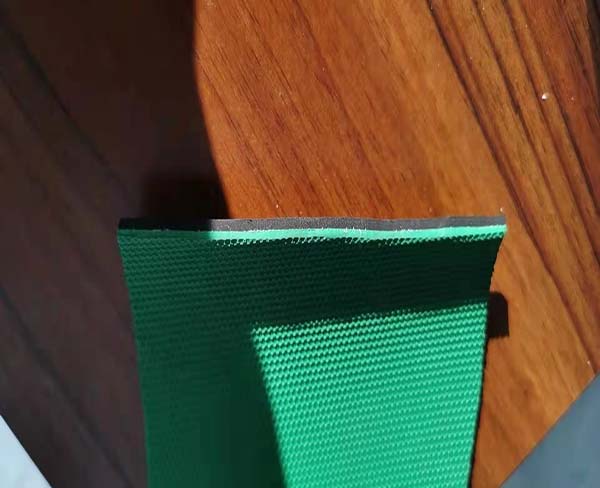 工業(yè)橡膠板是屬于實(shí)木的嗎